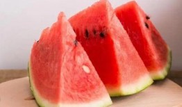 花式吃瓜,花式吃瓜，解锁夏日清凉新姿势