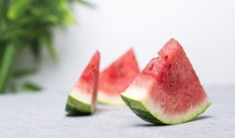 梦见去摘瓜吃,摘瓜食果的奇幻之旅